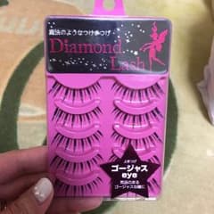 つけまつげのサムネイル