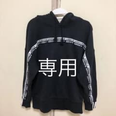 adidasテープロゴパーカーのサムネイル