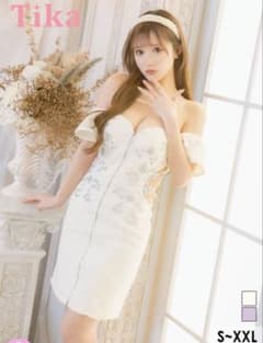 Tika オフショル ビジュー ミニドレスのサムネイル