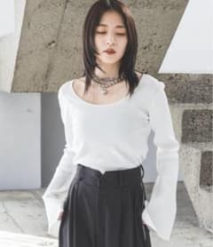 JEANASIS フレアスリーブタイトリブニットのサムネイル