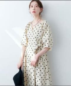 春夏に着たい大人上品な1着 綿麻カシュクール風ランタンワンピースのサムネイル