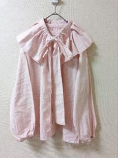 新品タグ付き限定品ネストローブクロワッサンカラーブラウスさくら染めピンク 新品タグ付き限定品ネストローブクロワッサンカラーブラウスさくら染め