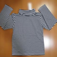 ☆新品 紺と白のストライプ長袖カットソー130sizeのサムネイル