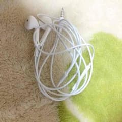iPhoneイヤホン高品質のサムネイル