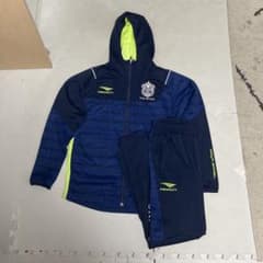 湘南ベルマーレ　ジャージ上下セット　スポンサー入り選手着用モデル美品レアサイズM ✨️レア✨️湘南ベルマーレトップ支給品上下セットトレーニング