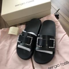 新品 SERGIO ROSSI ビジューフラットサンダル 38 バーニーズ 新品 SERGIO ROSSI ビジューフラットサンダル 38 バーニーズ - メルカリ