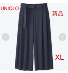 UNIQLO ベルテッドクロップドワイドパンツ　新品タグ付きのサムネイル