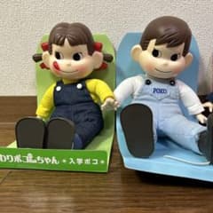 おすわりペコちゃん　7体のサムネイル