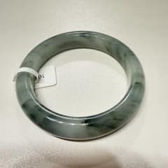 着画あり】天然石 天山翠（テンザンスイ）バングル 54.2mm - メルカリ