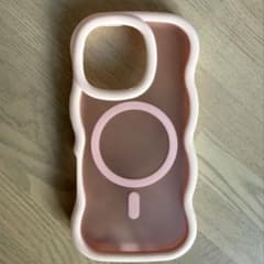 ピンク　シリコン iPhoneケース MagSafe対応　iPhone16pro