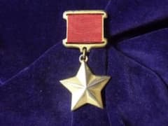★ＣＣＣＰ★ソビエト軍/ソ連軍＊ソビエト英雄勲章（精密複製品） ☆CCCP☆ソビエト軍/ソ連軍＊ソビエト英雄勲章（精密複製品