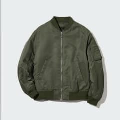大人気シリーズ【UNIQLO】【完売品】MA-1ブルゾン オリーブ XLのサムネイル