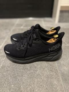 HOKA クリフトン8 ブラックのサムネイル