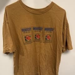 MOUSSY 半袖 Tシャツ ヤマブキ色のサムネイル
