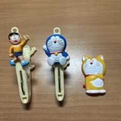 ドラえもん洗濯バサミとマグネット - メルカリ