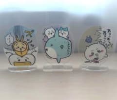 ちいかわ アクリルスタンド 3点セットのサムネイル