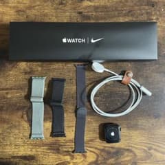 Apple Watch Nike SE (GPSモデル) 40mmスペースグレイのサムネイル