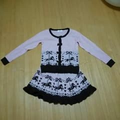 あさぴょん様専用！大人気♪*゜メリーゴーランド柄のニットセットアップ♡のサムネイル