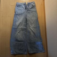 GU ハイウエスト ワイドデニムパンツ ライトブルーのサムネイル