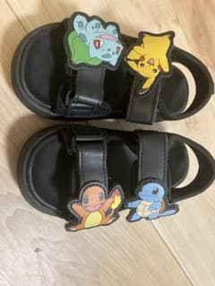 H&M ポケモン サンダル 17cmのサムネイル
