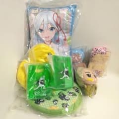 ぬいぐるみ、クッション他