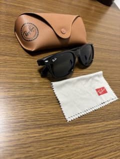 Ray-Ban サングラスのサムネイル