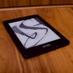 Kindle Paperwhite 第10世代 8GB 広告なし 防水 - メルカリ