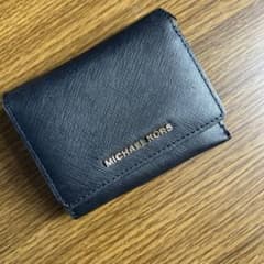 MICHAELKORS 財布のサムネイル