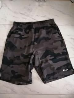 OAKLEY    ハーフパンツのサムネイル