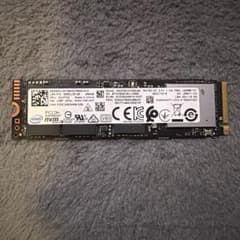 Intel SSD PEKKF256G8L 256GB SSD 本体 75%のサムネイル