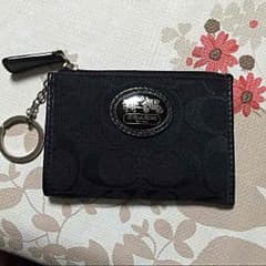 COACHのサムネイル