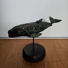 阿部紀男 鯨 丸彫り アイヌ文様 - メルカリ