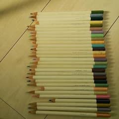 シェリー様色鉛筆34本セットのサムネイル