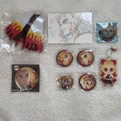 鬼滅の刃 煉獄 杏寿郎 ぐんま SL 名札 缶バッジ アクリルキーホルダー 5点 鬼滅の刃 煉獄杏寿郎 缶バッジ キーホルダー ポストカード まとめ売り
