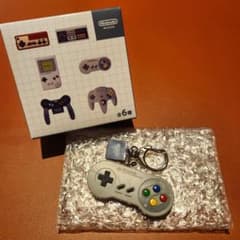 ニンテンドーミュージアム スーパーファミコン キーホルダーのサムネイル