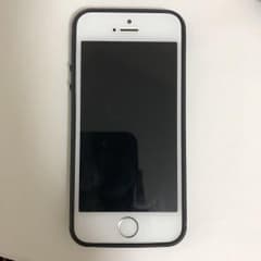 iPhone 5s Silver 16 GB docomo カバー付のサムネイル
