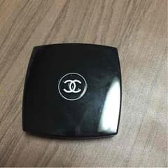 シャネルアイシャドウ 値下げしました(^_^)のサムネイル