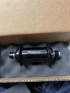 ONYX bmx 100/10mm ボルトオンフロントハブのサムネイル