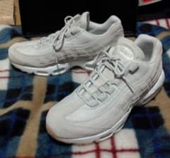 【新品】ナイキ NIKE  エアマックス 95 airmaxプレミアムのサムネイル