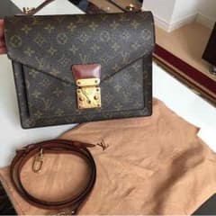 LV 正規品 セカンドバック 難ありのサムネイル