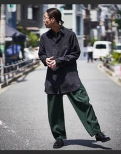 Lui's ダブルクロス 2タックワイドテーパードパンツのサムネイル