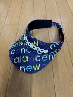 New Balance レディース ゴルフバイザー 総柄のサムネイル