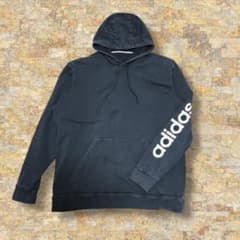 アディダス　adidas プルオーバー　パーカー　ブラック　　　黒　腕ロゴのサムネイル