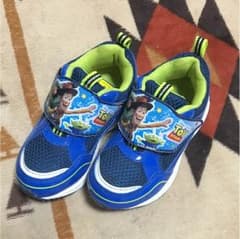 キッズ☆スニーカー☆17センチ トイストーリー☆ディズニーのサムネイル
