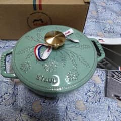 新品】STAUB WaNABE-S ワナベ16 マーガレット セージ 50周年 - メルカリ