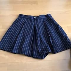 ショートパンツのサムネイル