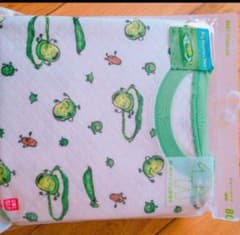 新品ユニクロパジャマそらまめくん絵本コラボ80サイズのサムネイル