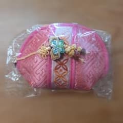 韓国風 蝶々モチーフ 刺繍ポーチ ピンクのサムネイル