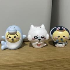 ちいかわ フィギュア 3種セット　うさぎ　モモンガ　栗まんじゅうのサムネイル