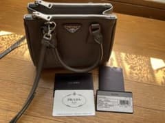 PRADA サフィアーノ　2way バッグ　土日割りのサムネイル
